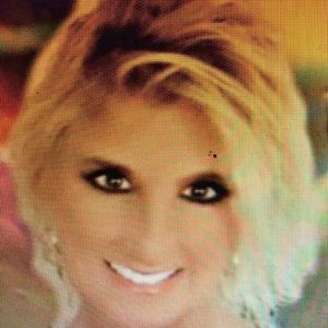 Meet your Posher, Vicky